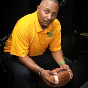 Meet your Posher, Corey